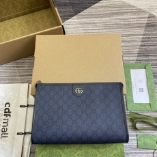 Gucci Clutch Bags